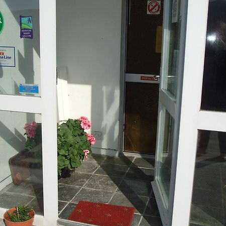 Achill West Coast House Bed & Breakfast Dooagh Eksteriør bilde