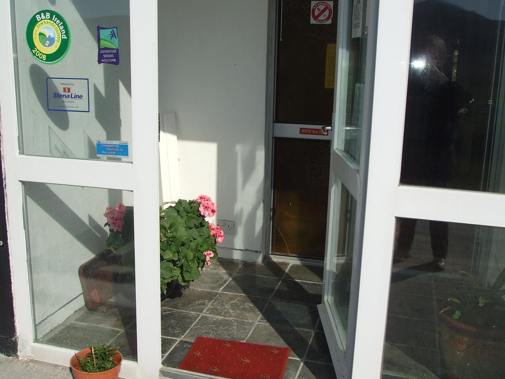Achill West Coast House Bed & Breakfast Dooagh Eksteriør bilde