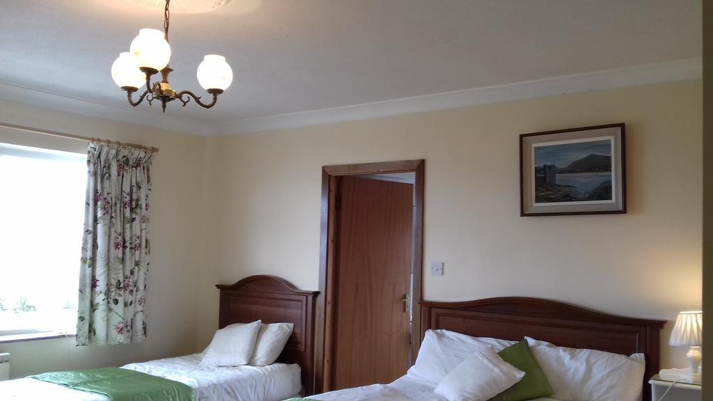 Achill West Coast House Bed & Breakfast Dooagh Eksteriør bilde